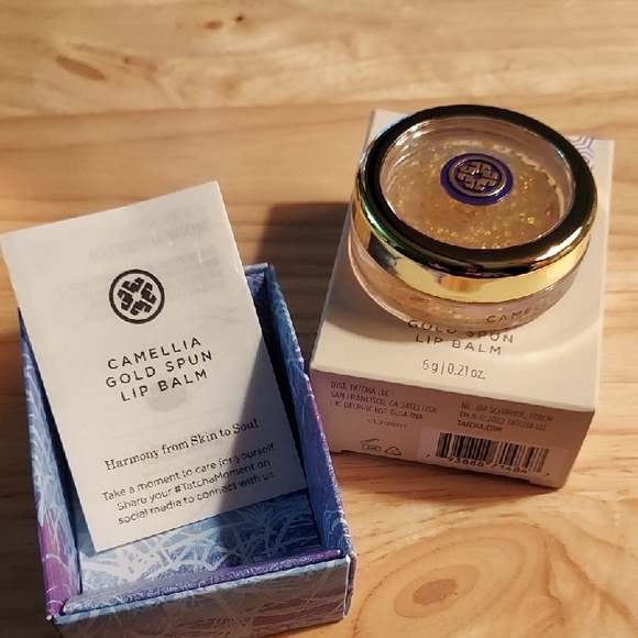 Tatcha Camellia Gold Lip Balm - Picture 8 of 10